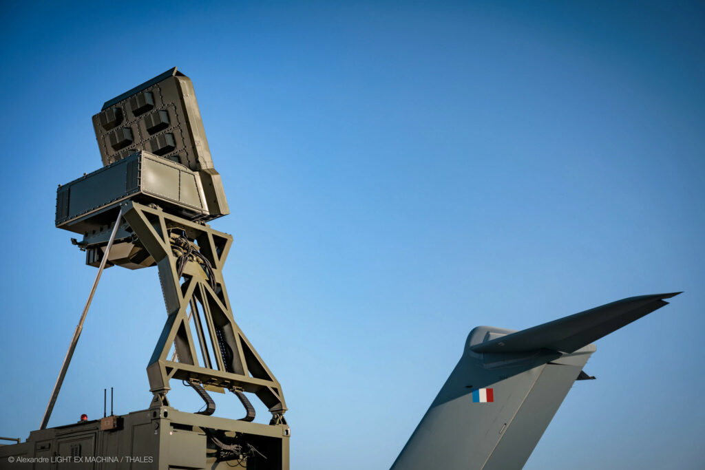 radar gm 200 thales guerre électronique